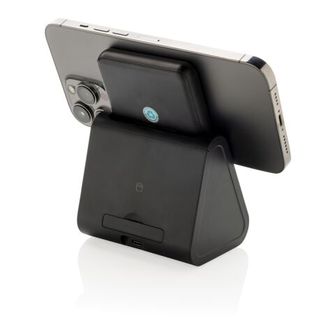 Powerbase 3-i-1-laddare med powerbank i RCS återvunnen plast svart | Inget reklamtryck | Inte tillgängligt | Inte tillgängligt