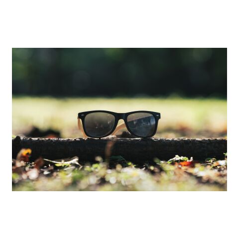 Solglasögon i RCS återvunnen plast med FSC® bambu svart | Inget reklamtryck | Inte tillgängligt | Inte tillgängligt