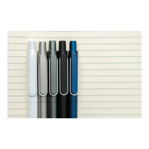 X6 penna svart
